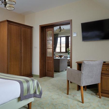 Hotel Palac Poledno Chambre photo