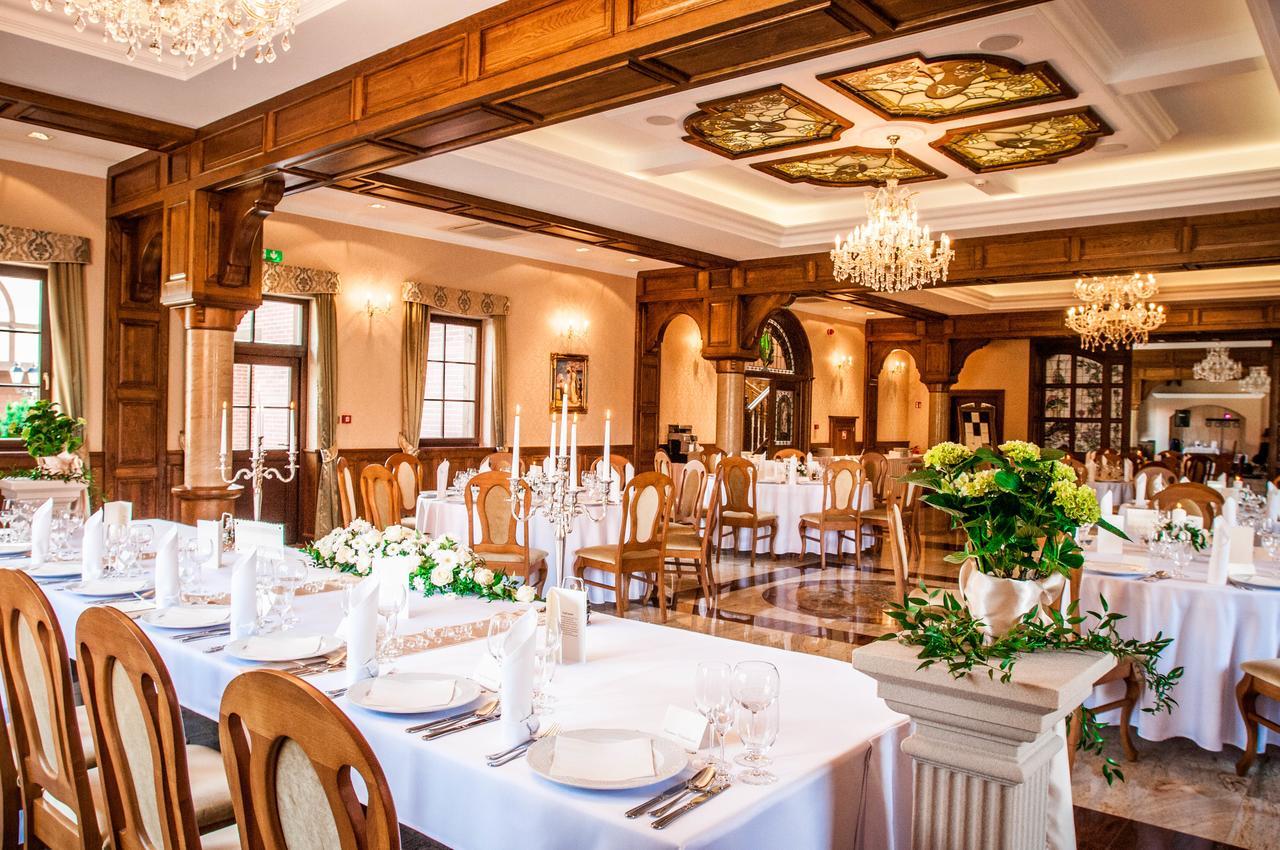 Hotel Palac Poledno Extérieur photo