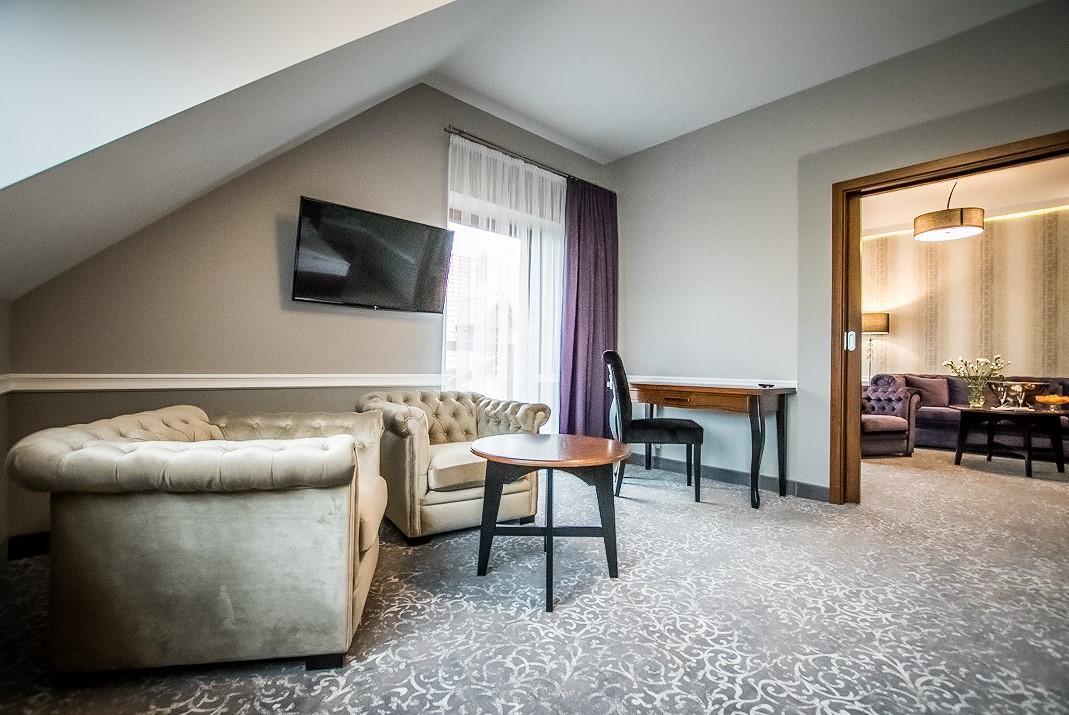 Hotel Palac Poledno Extérieur photo