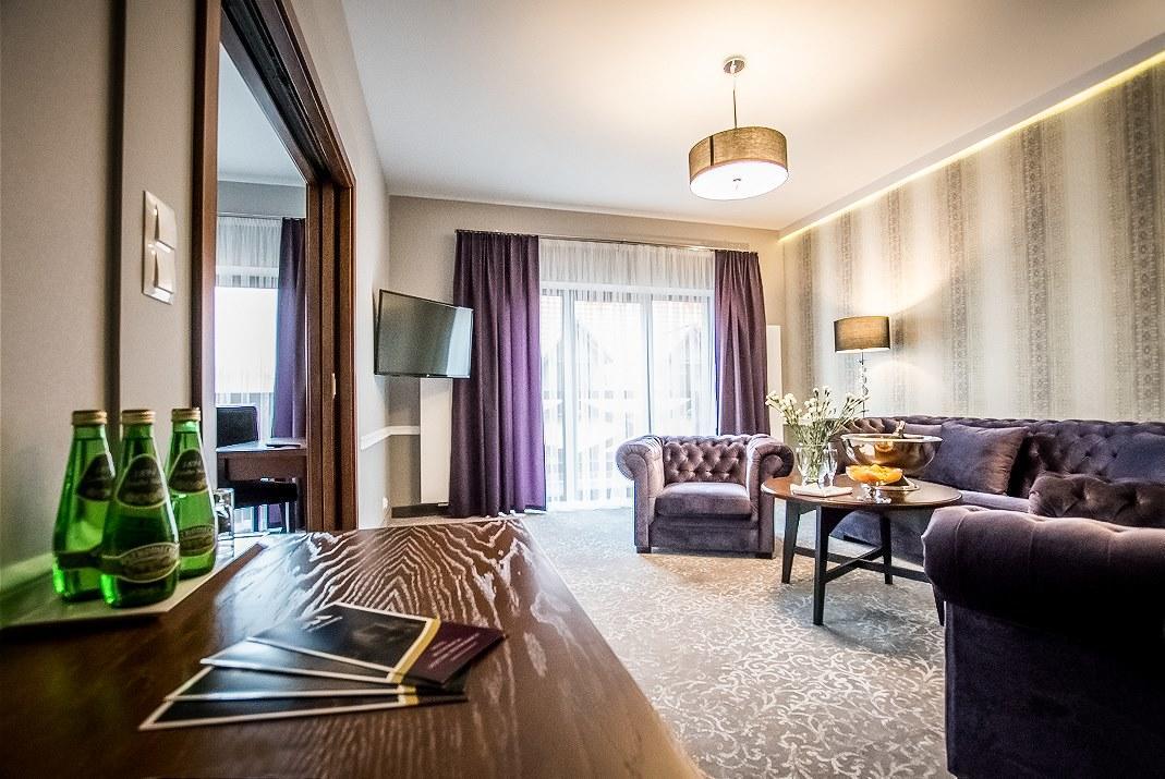 Hotel Palac Poledno Extérieur photo